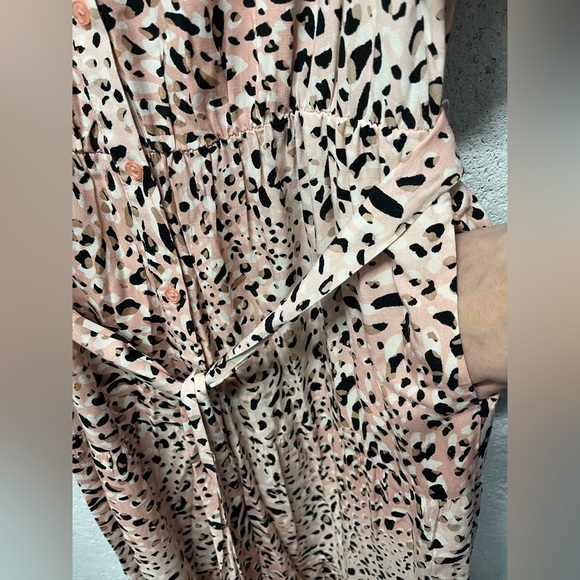 Time and Tru Dress Pink Animal Print Midi Button Front Short Sleeve Medium - Picture 7 of 12